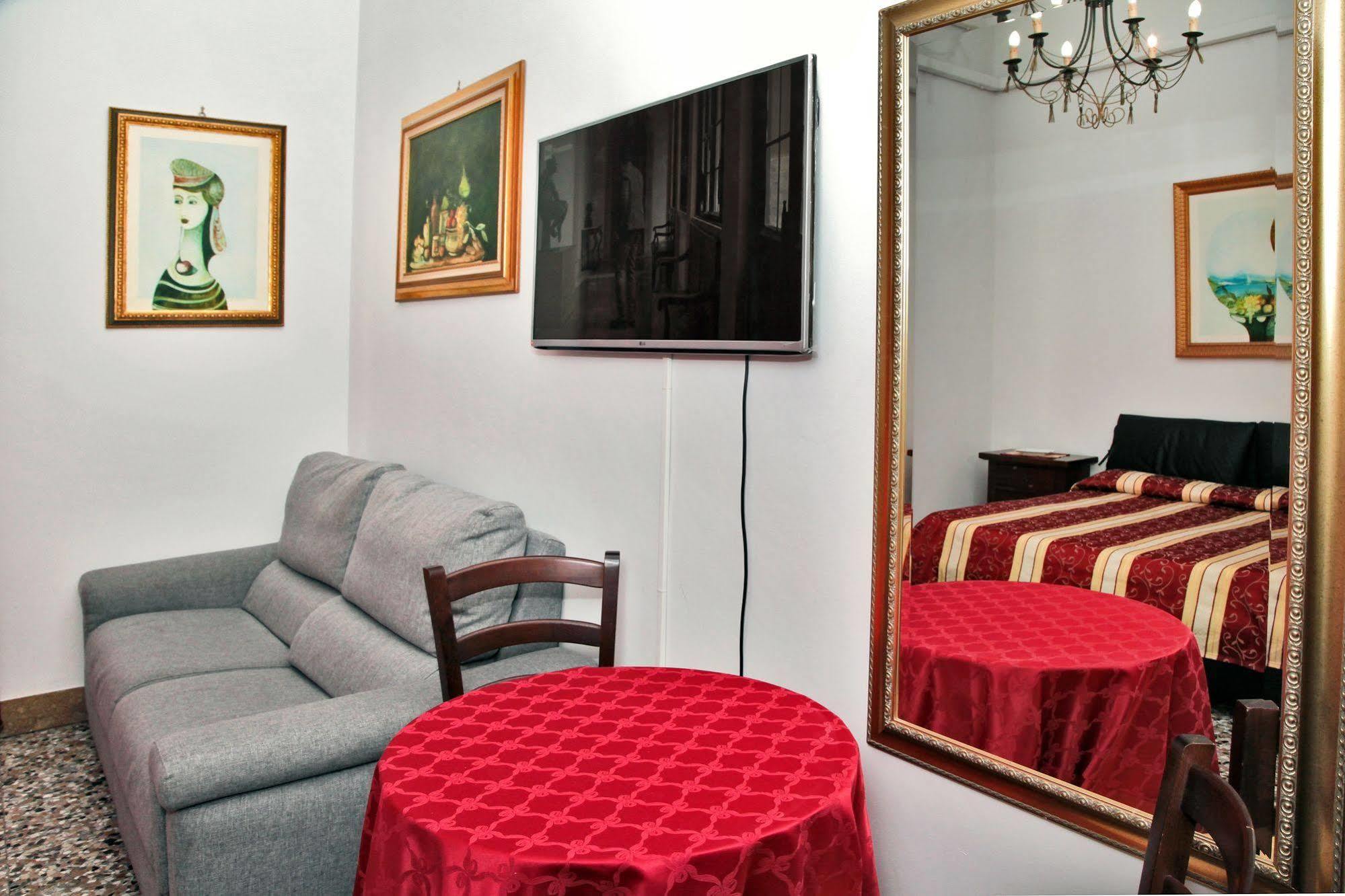 קטאניה Crispi Rooms מראה חיצוני תמונה